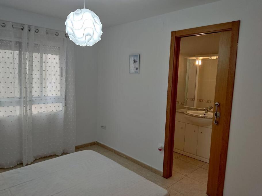 Piso En Playa De Gandia! Leilighet Eksteriør bilde